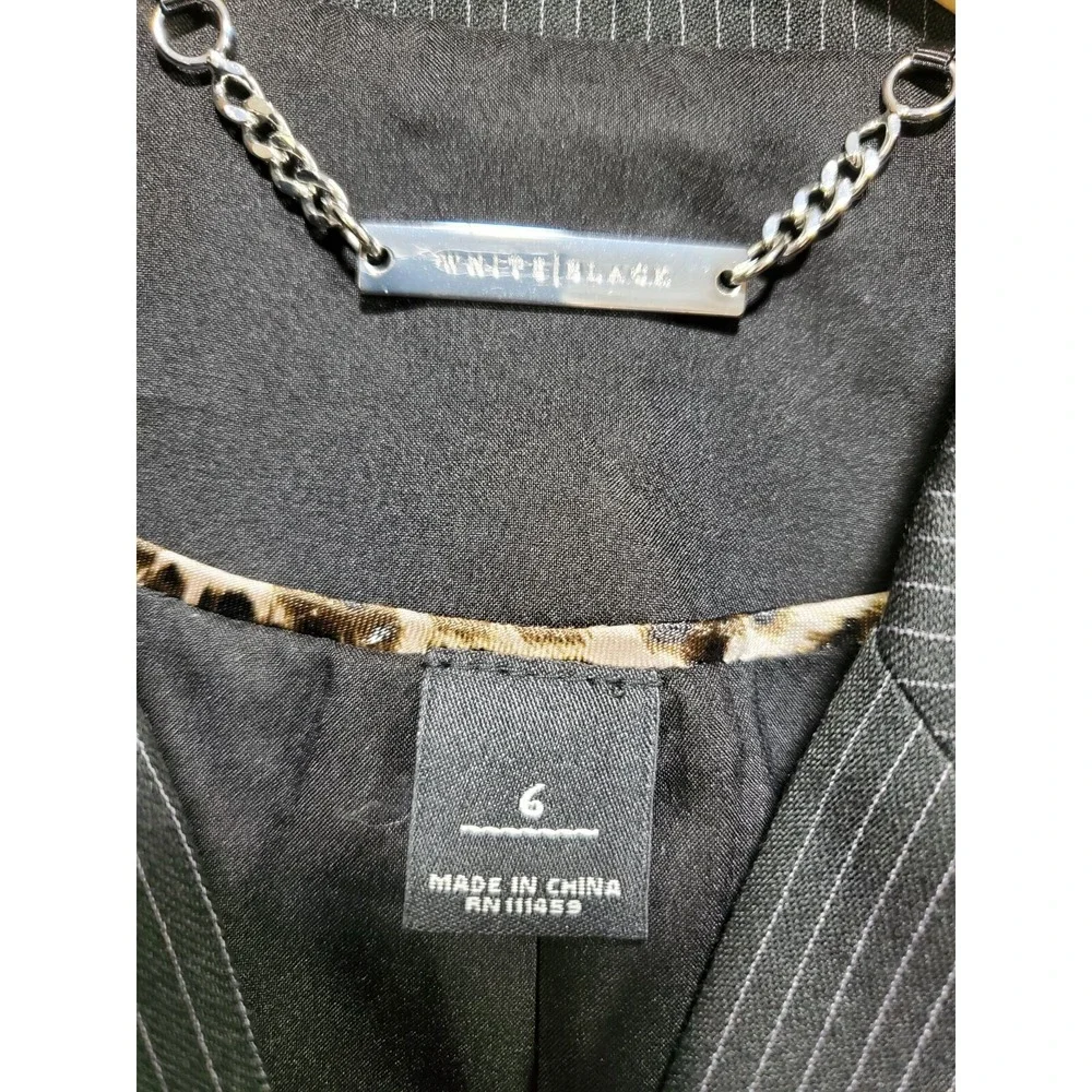 White House Black Market Pin Striped Blazer Womens 6 Black Double Breasted Lined